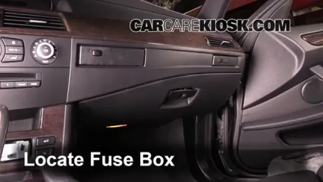 2010 BMW 528i 3.0L 6 Cyl. Fusible (interior) Cambio